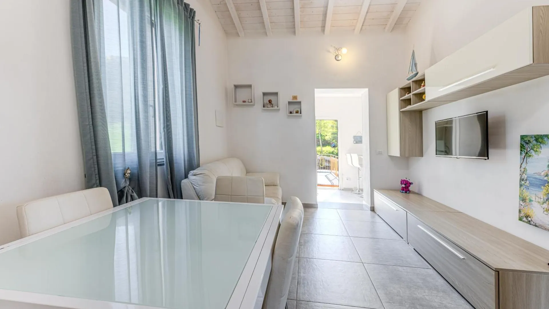 Апартаменты Casetta Ginevra Country & Modern - Goelba Портоферрайо